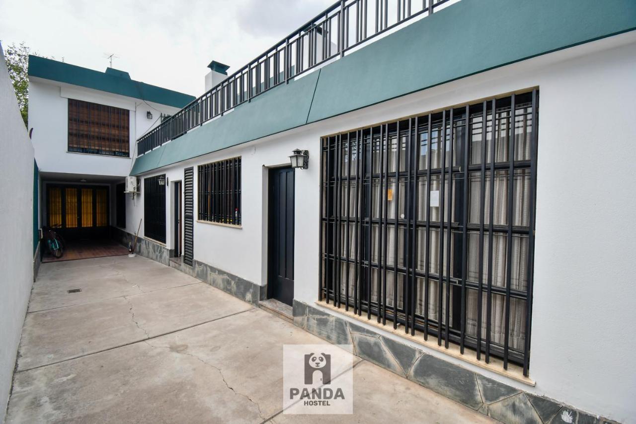 Panda Hostel Mendoza Exteriör bild