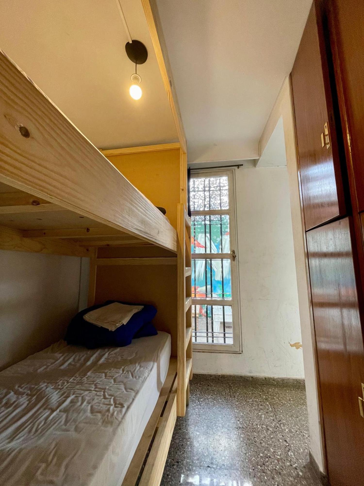 Panda Hostel Mendoza Exteriör bild